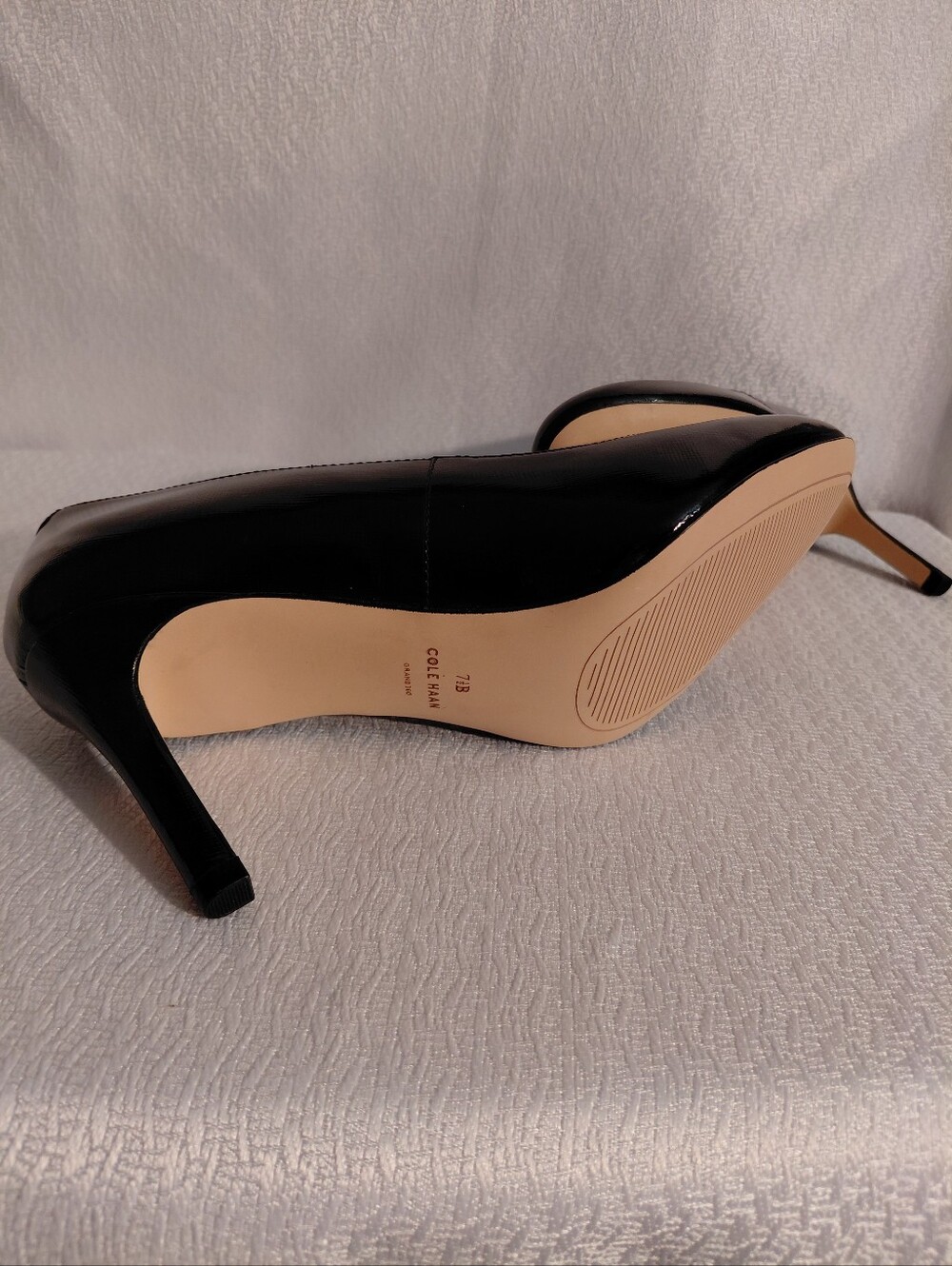 Cole Haan Classic Black Patent Leather Women's Pumps Size 7 1/2 New - Picture 6 of 7